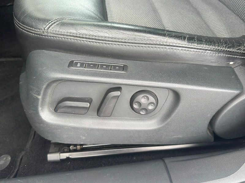 Škoda Octavia (2010) 1.6TDi, 77KW, TEMP., VYHŘ.SED. - fotka 25 z 26