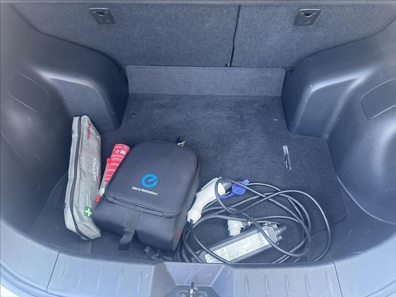 Nissan Leaf 1.Maj,SoH 94% - fotka 7 z 19