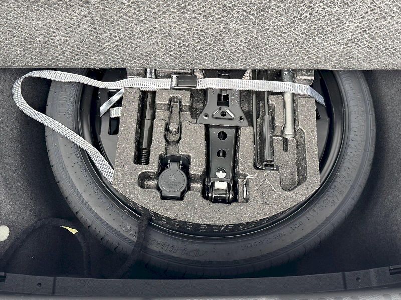 Škoda Superb (2025) SportLine 2.0 TDI/ 142 kW DSG7 - fotka 24 z 30