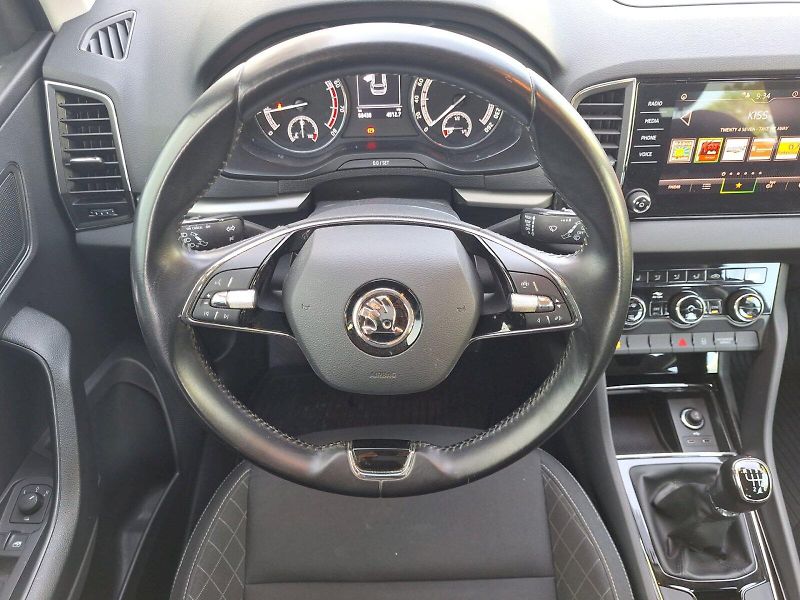 Škoda Karoq (2022) 1.5 TSI / 110 kW / 6MP / AMBIT - fotka 5 z 34