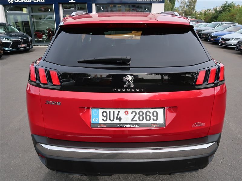 Peugeot 3008 1,2 PT,96kW,ALLURE,NovéČR,navi - fotka 8 z 26