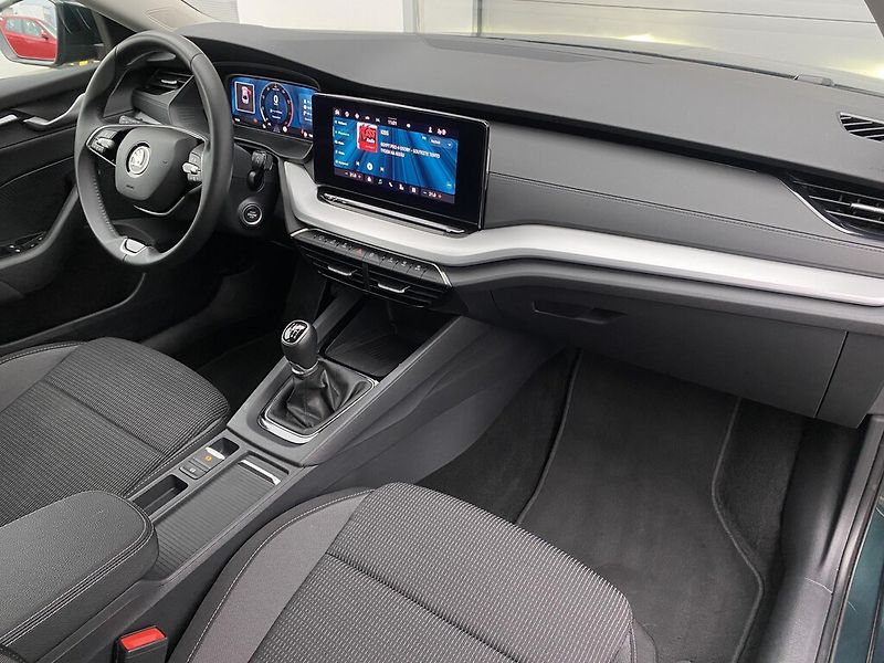 Škoda Octavia 1,5 TSI 85 kW Selection - fotka 24 z 26