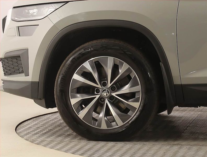 Škoda Kodiaq (2022) Style 2.0 TSI, digi klima - fotka 15 z 29