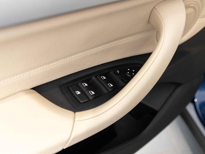 BMW X1 sDrive 18i - fotka 15 z 21