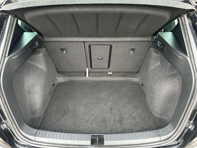 Seat Ateca (2023) 1.5 TSI DSG FR - fotka 28 z 33