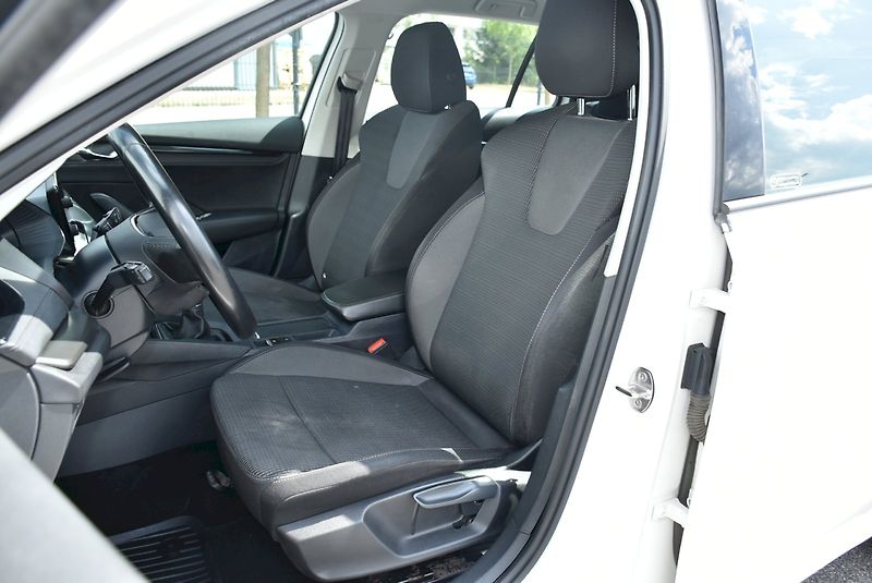 Škoda Octavia (2022) Ambition 1.5 TSI 110kW - fotka 24 z 32