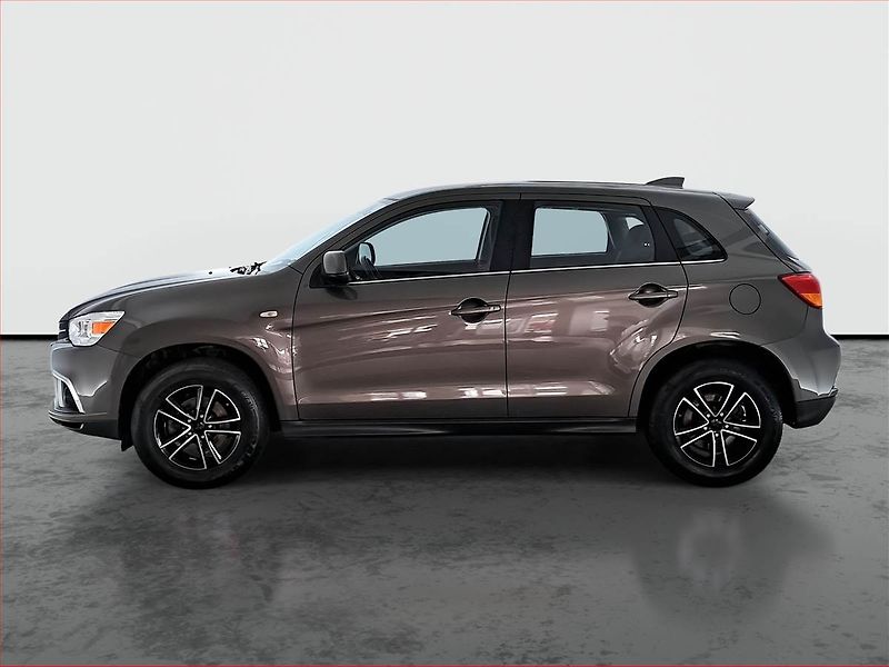 Mitsubishi ASX (2017) Instyle 1.6 MIVEC, Serv.kniha - fotka 3 z 19