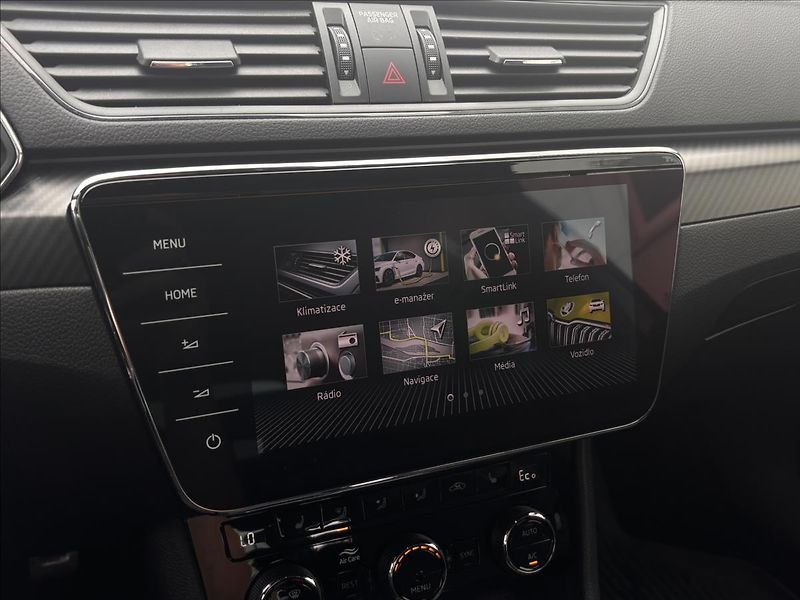 Škoda Superb 1,4 160kW iV Sportline DSG - fotka 27 z 32
