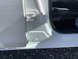 Toyota Yaris 1.5i 16v HYBRID 142TKM TOP 1A! - náhled 134