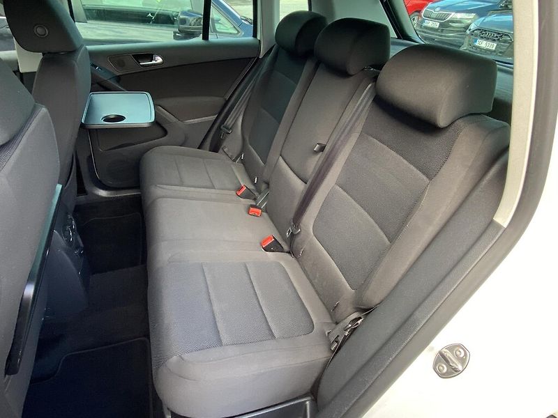 Volkswagen Tiguan 2.0 TDI 103 kW DSG 4Motion - fotka 23 z 26