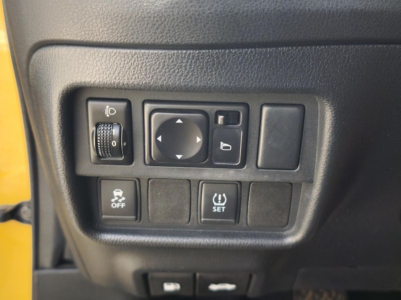 Nissan Juke 2017 ČR 1.MAJ 1.6 SCe 74302km - fotka 14 z 31