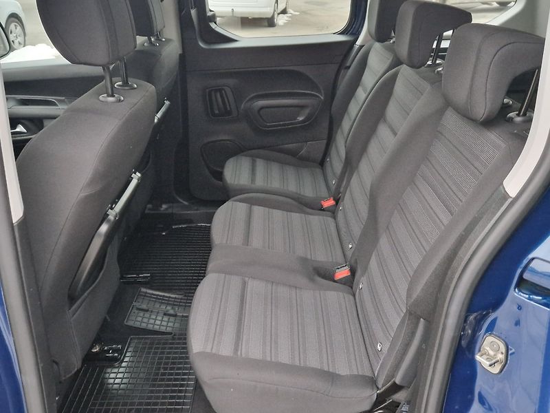 Opel Combo (2021) LIFE 1,5 CDTi - fotka 10 z 30