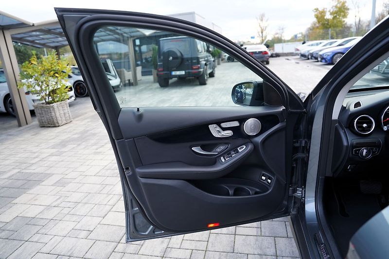 Mercedes-Benz GLC 220d 4Matic/facelift - fotka 17 z 42