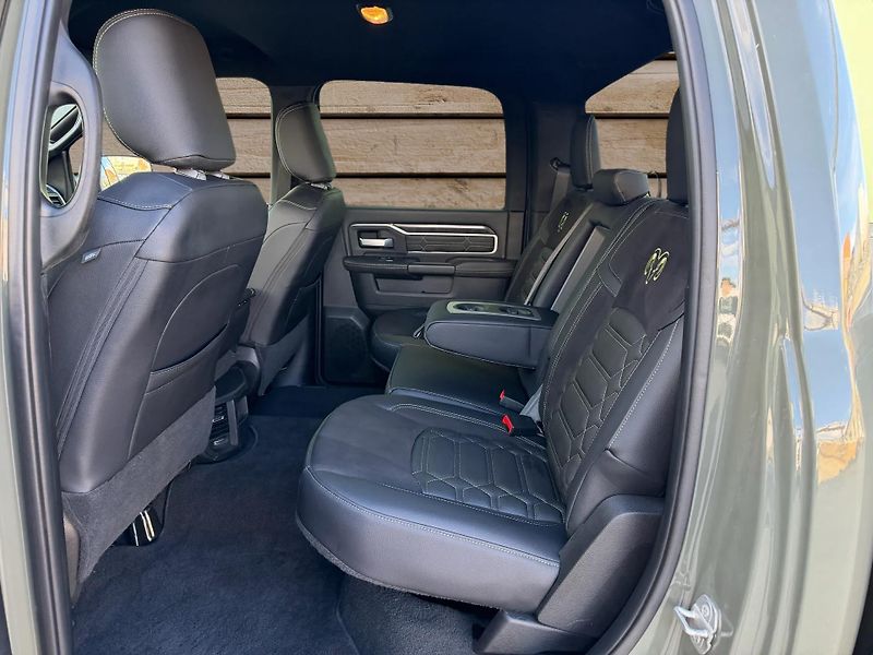 Dodge RAM (2024) +2500+CANYON LAKE+INDIVIDUAL+ - fotka 13 z 24