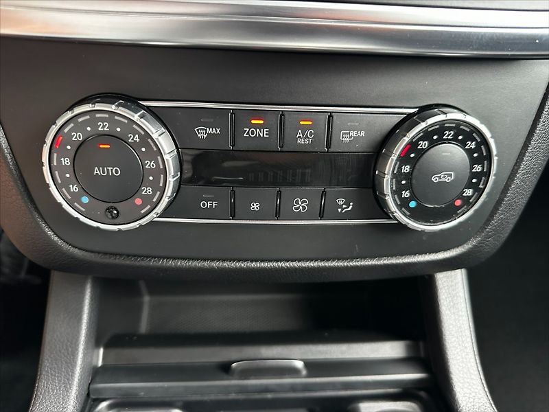 Mercedes-Benz Třídy M 2,2 ML 250CDI 150kW-SERVIS!! - fotka 27 z 46