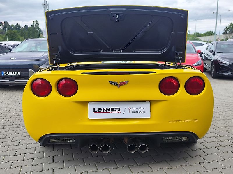 Chevrolet Corvette 6.2L/321kW V8 LS3 Cabrio - fotka 16 z 32