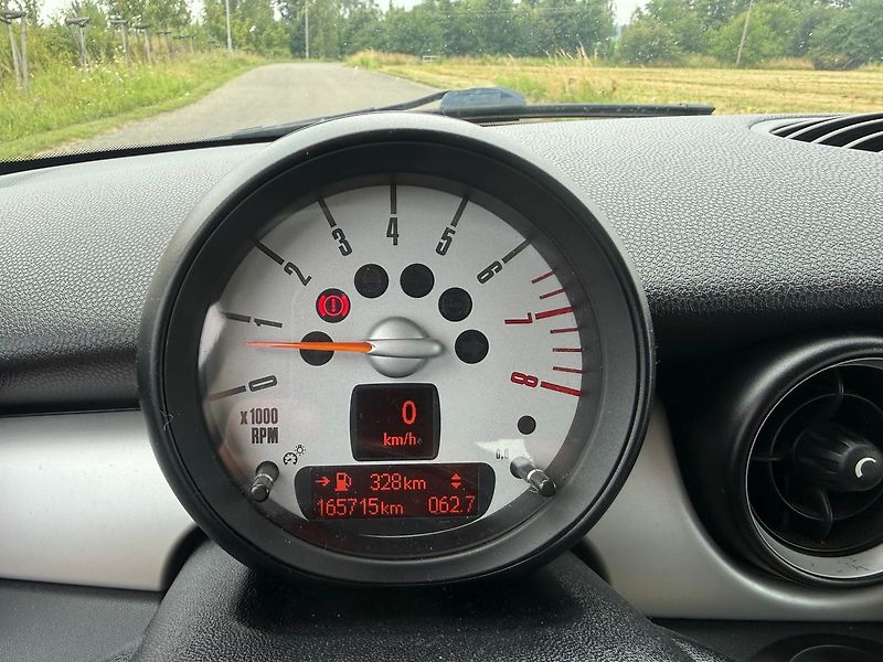 Mini One 1,6  R 56 - fotka 18 z 18