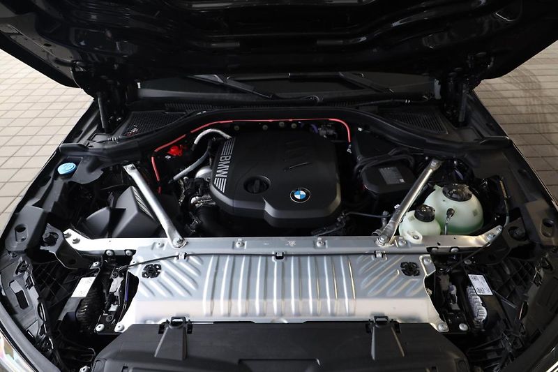 BMW X3 xDrive20d - fotka 9 z 18