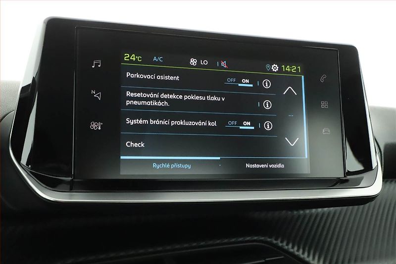 Peugeot 208 (2020) 50 kWh, SoH 91%, Automat - fotka 14 z 21