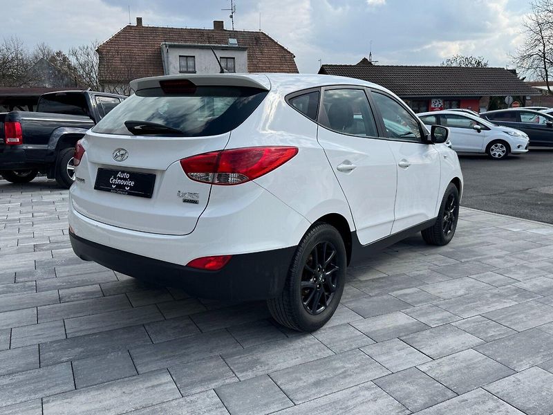 Hyundai ix35 (2012) 1,7 Crdi 85 KW - fotka 5 z 32