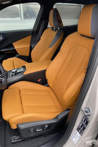 BMW X3 M50 xDrive - fotka 9 z 10
