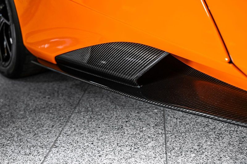 McLaren 765LT LIFT/B&W/MSO/CARBON/BREAKS - fotka 25 z 40