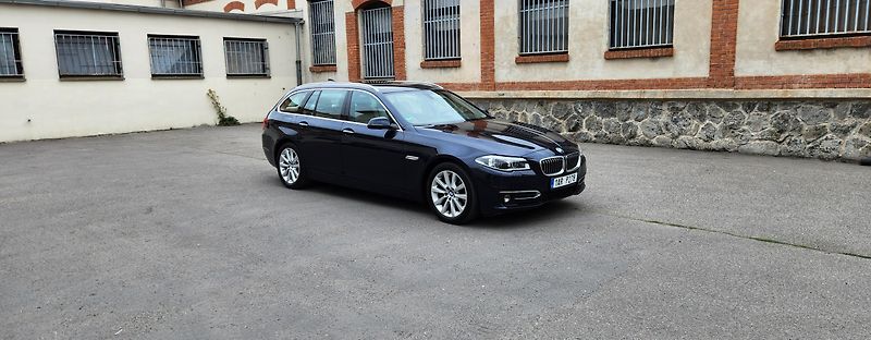 BMW Řada 5 (2015) 530XD*LED*PLNÝ*SERVIS*COMBI* - fotka 1 z 50