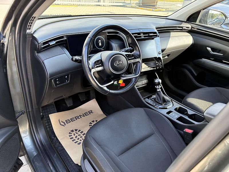 Hyundai Tucson 1,6T-GDi 110kW REZERVACE - fotka 9 z 30