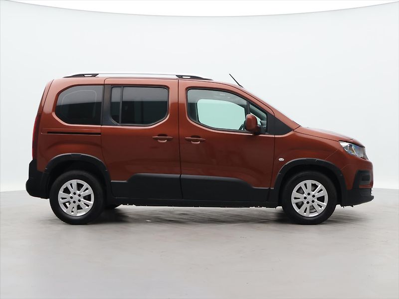 Peugeot Rifter 1,5 HDi 96kW Allure Aut.klima - fotka 8 z 32