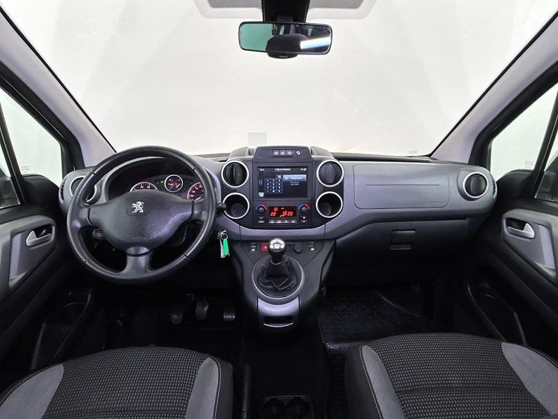 Peugeot Partner MPV - fotka 5 z 27