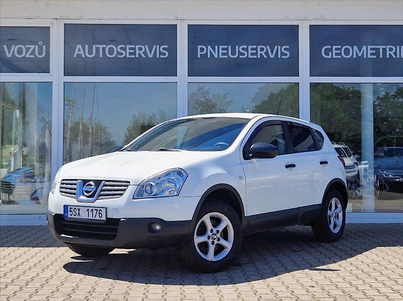 Nissan Qashqai 1,6 DCI  AUTOKLIMA +ZIM.KOLA - fotka 1 z 27
