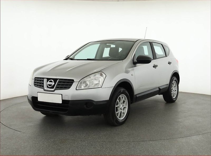 Nissan Qashqai (2008) 1.5 dCi, po STK, Tažné - fotka 2 z 13