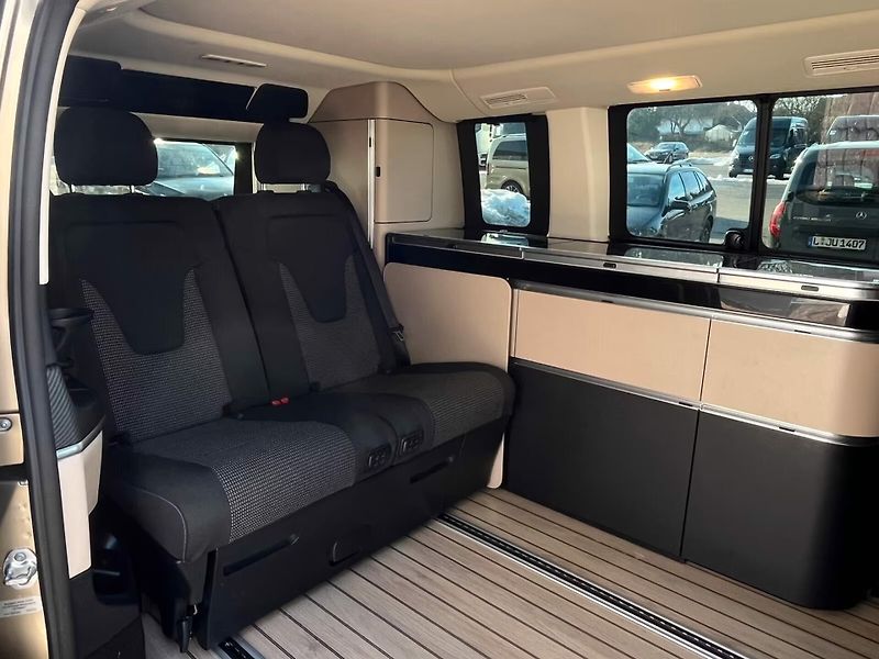 Mercedes-Benz Třídy V Marco Polo 300d 4M AMG AIR Dis - fotka 15 z 27