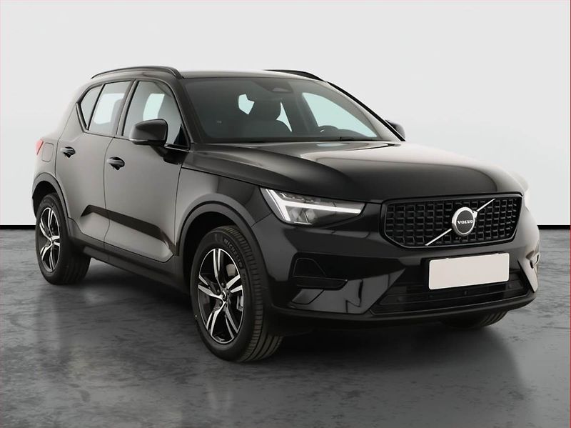 Volvo XC40 (2026) B3 - fotografie inzerátu