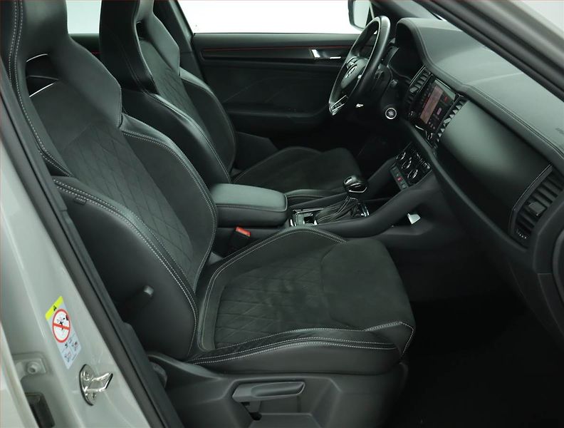 Škoda Kodiaq (2022) Sportline 1.5 TSI - fotka 9 z 18