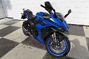 Suzuki GSX-S 1000 GT.