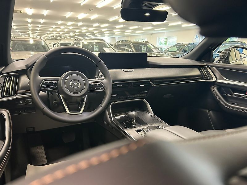 Mazda CX-80 (2025) 3.3D 254 Homura Plus | nové - fotka 27 z 74