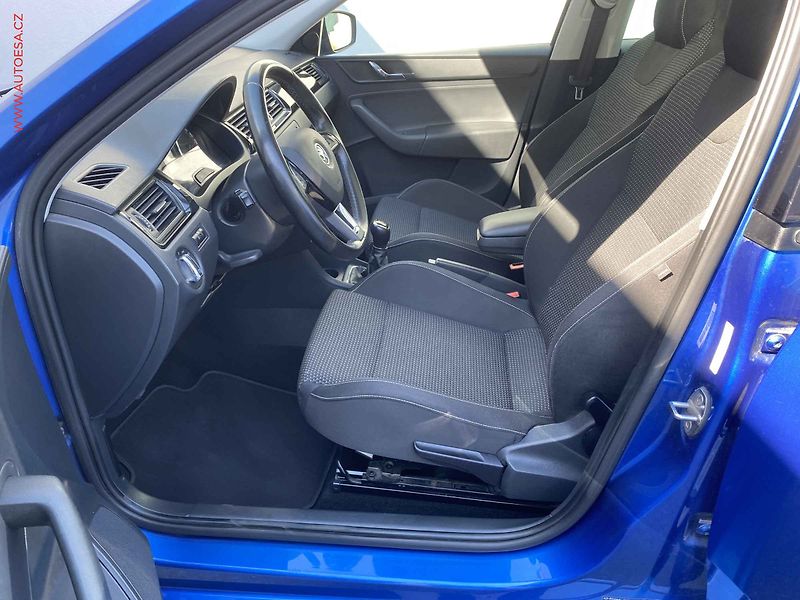 Škoda Rapid (2015) 1.2 TSi, Ambition, panor - fotka 9 z 16