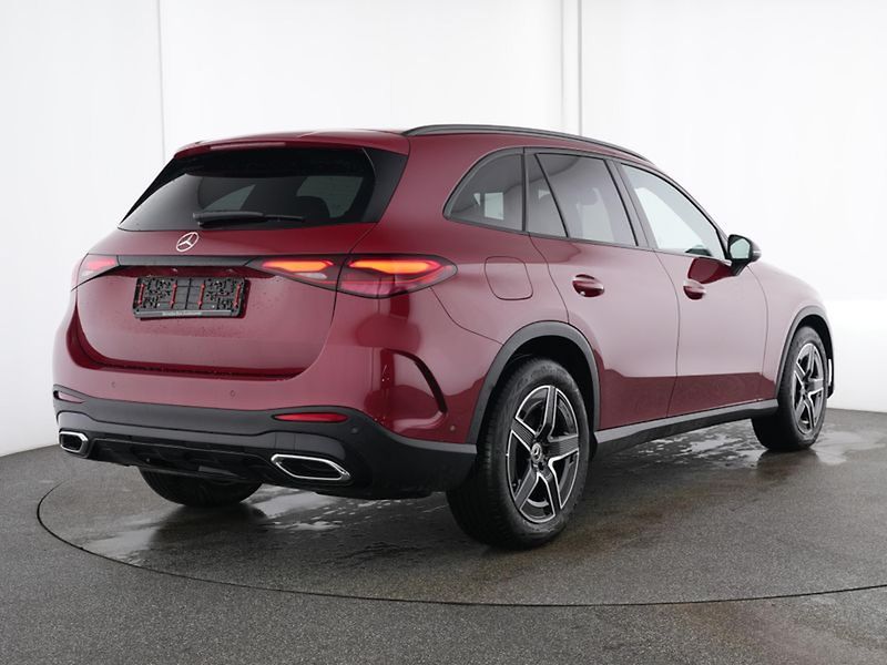 Mercedes-Benz GLC 220d AMG - fotka 2 z 8