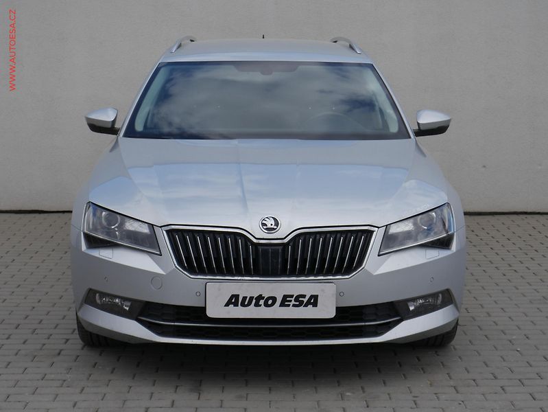 Škoda Superb (2018) 2.0 TDi 4x4, ČR, Style, DSG - fotka 2 z 21