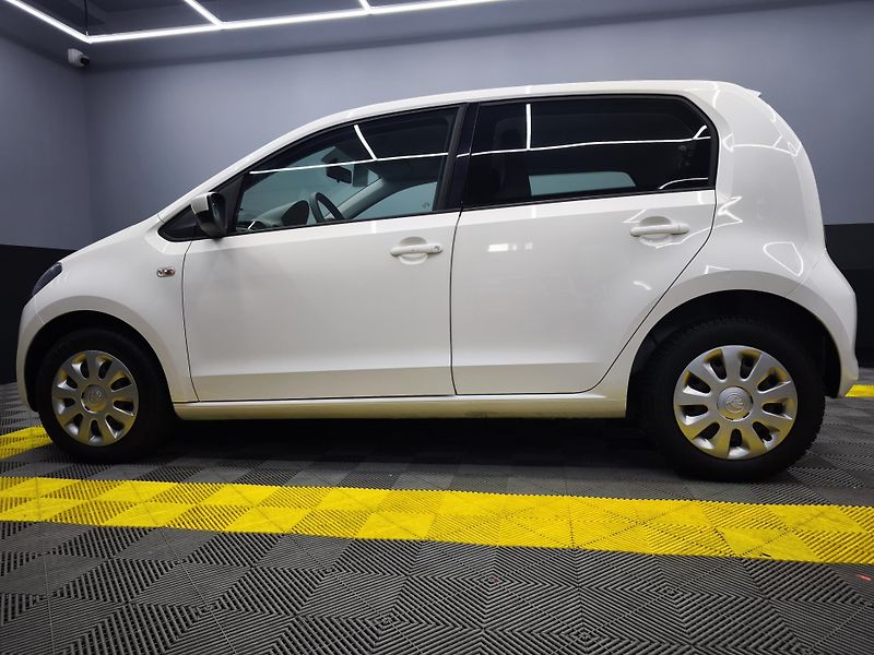 Škoda Citigo (2014) 44kw, klima, zim.pneu - fotka 9 z 29