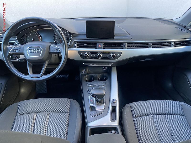 Audi A4 (2018) 1.4 TFSi, AT, bixen, navi - fotka 8 z 18