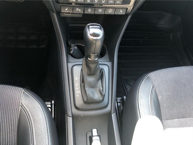 Škoda Rapid 1.4 TSI DSG7°  STYLE - fotka 22 z 29