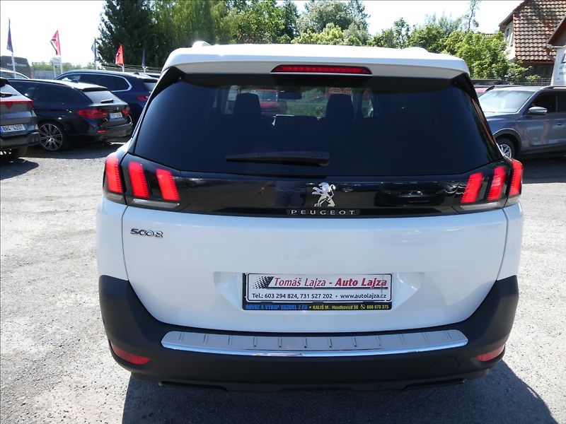 Peugeot 5008 1,6 133kW ALLURE 1.maj,servisk - fotka 9 z 49