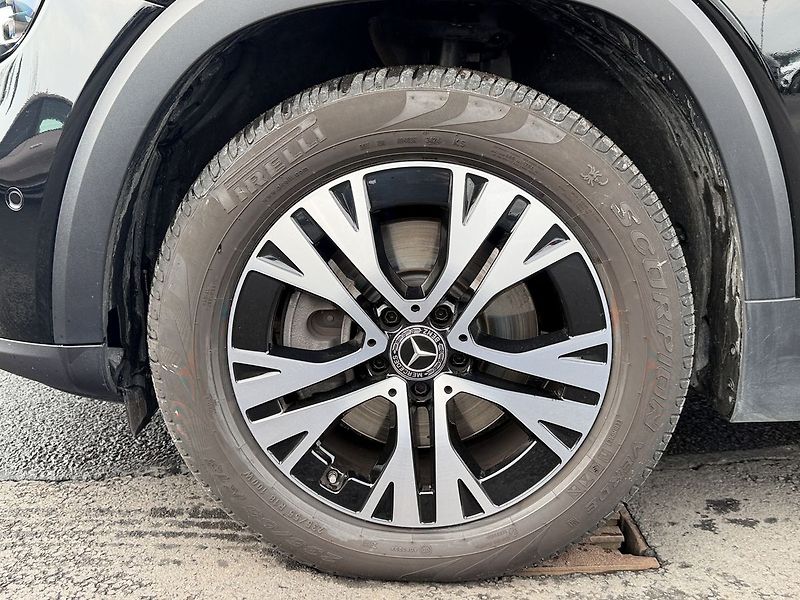 Mercedes-Benz GLB 200 d 4MATIC Progressive E - fotka 26 z 34