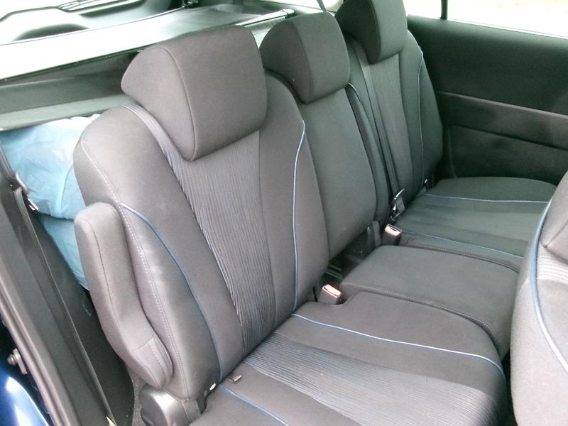 Mazda 5 (2011) 2,0i AC TEMP VÝHŘEV 7míst - fotka 22 z 32