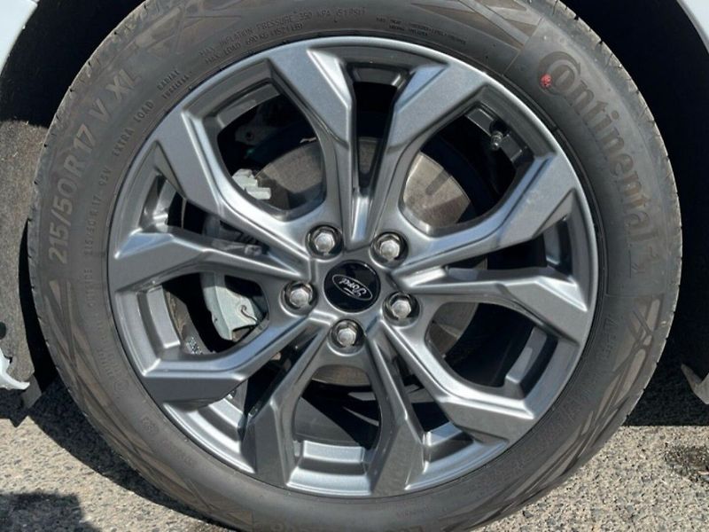 Ford Focus 1.0i,92KW,ST-LINE,1.MAJ - fotka 14 z 14