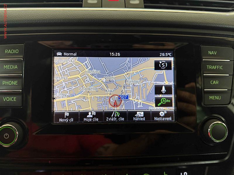 Škoda Octavia (2015) 2.0TDi, DSG, navi, bixen - fotka 17 z 17