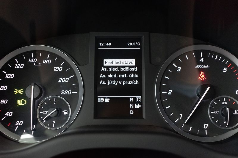Mercedes-Benz Vito 119 CDi 4x4*LONG*8.MÍST*DPH*ČR - fotka 24 z 39