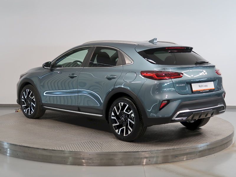 Kia XCeed (2025) TOP 1,5 T-GDi 103kW 7DCT - fotka 7 z 27